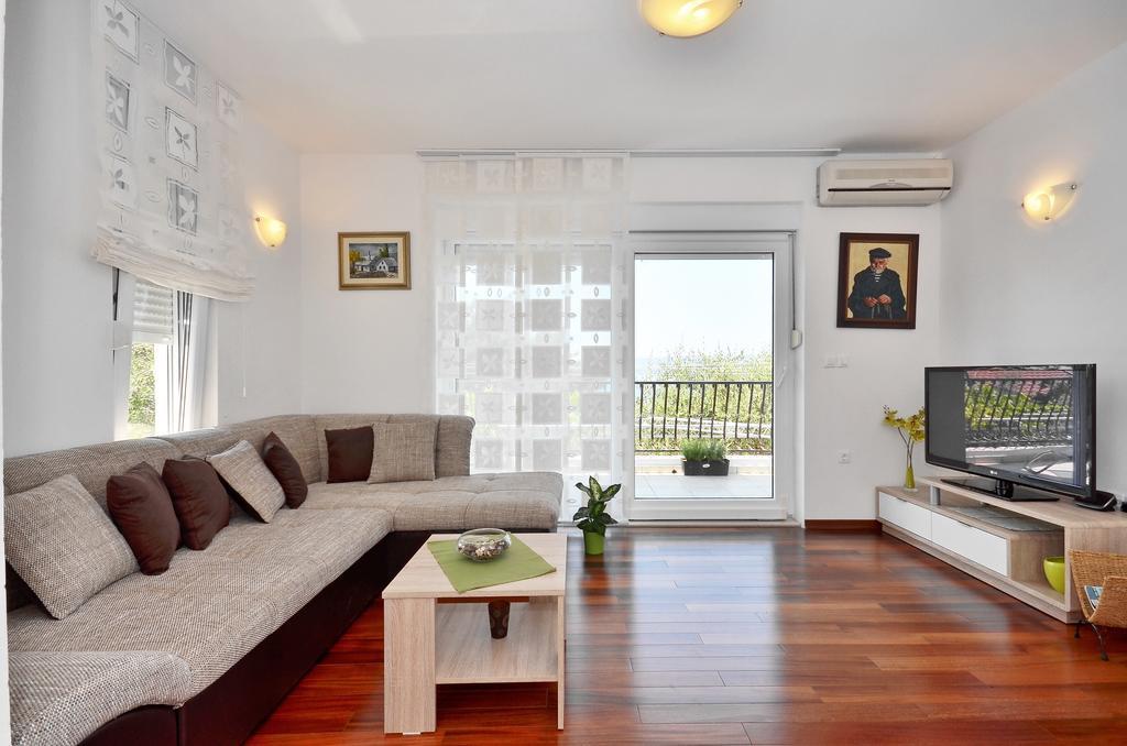 Apartments Vukasovic Mimice Cameră foto