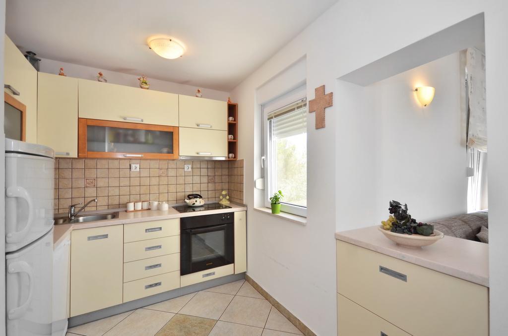 Apartments Vukasovic Mimice Cameră foto