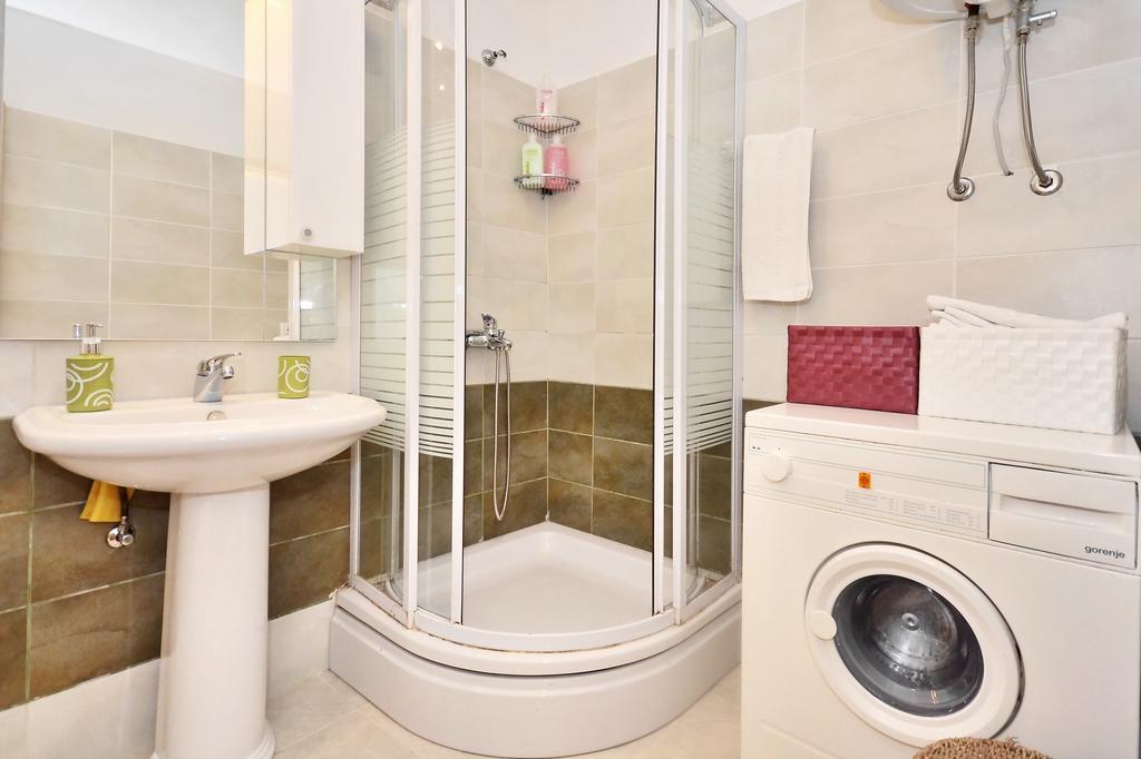 Apartments Vukasovic Mimice Cameră foto