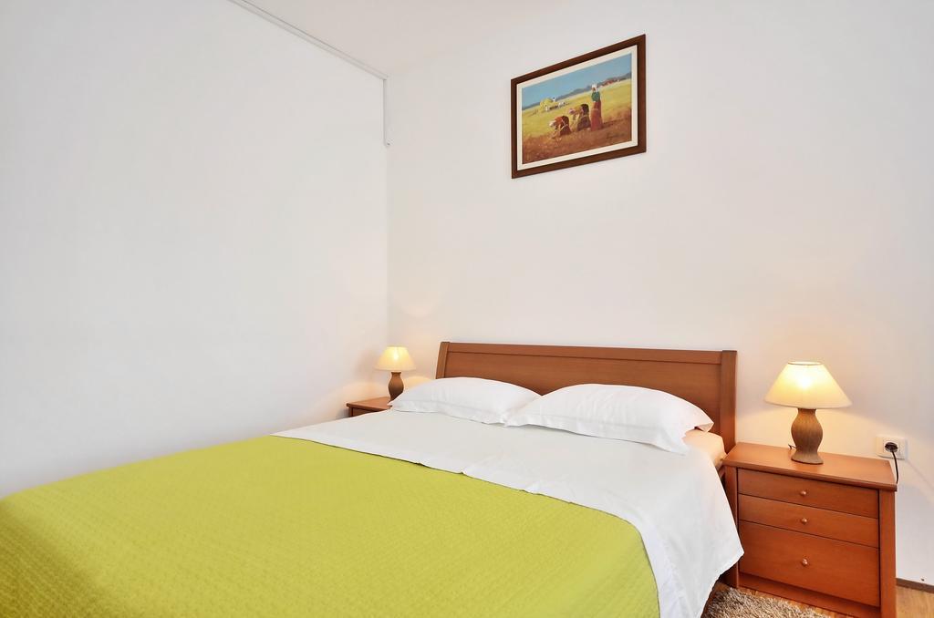 Apartments Vukasovic Mimice Cameră foto